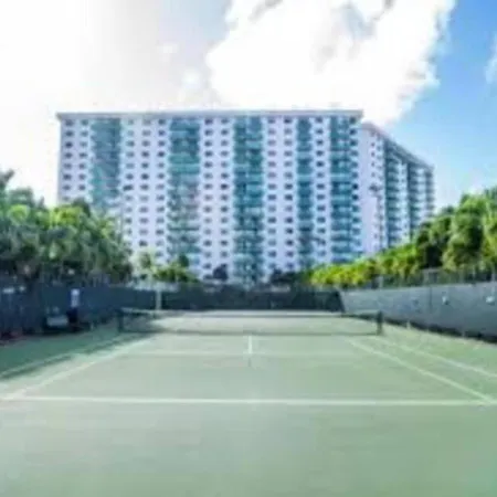 Zen Vacation Rentals Modern Penthouse Across Ocean Miami Beach Exterior photo