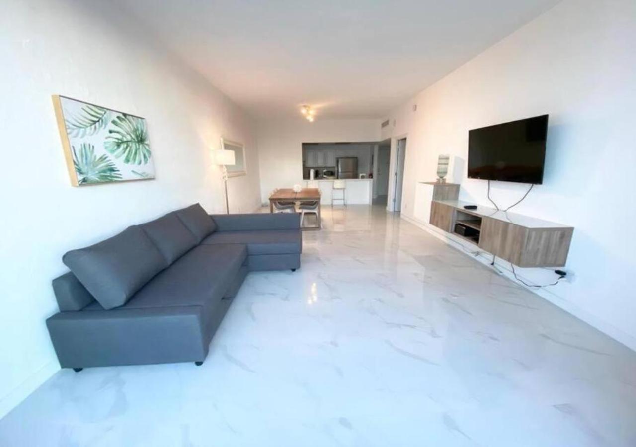 Сasa de vacaciones Zen Vacation Modern Penthouse Across Ocean Miami Beach