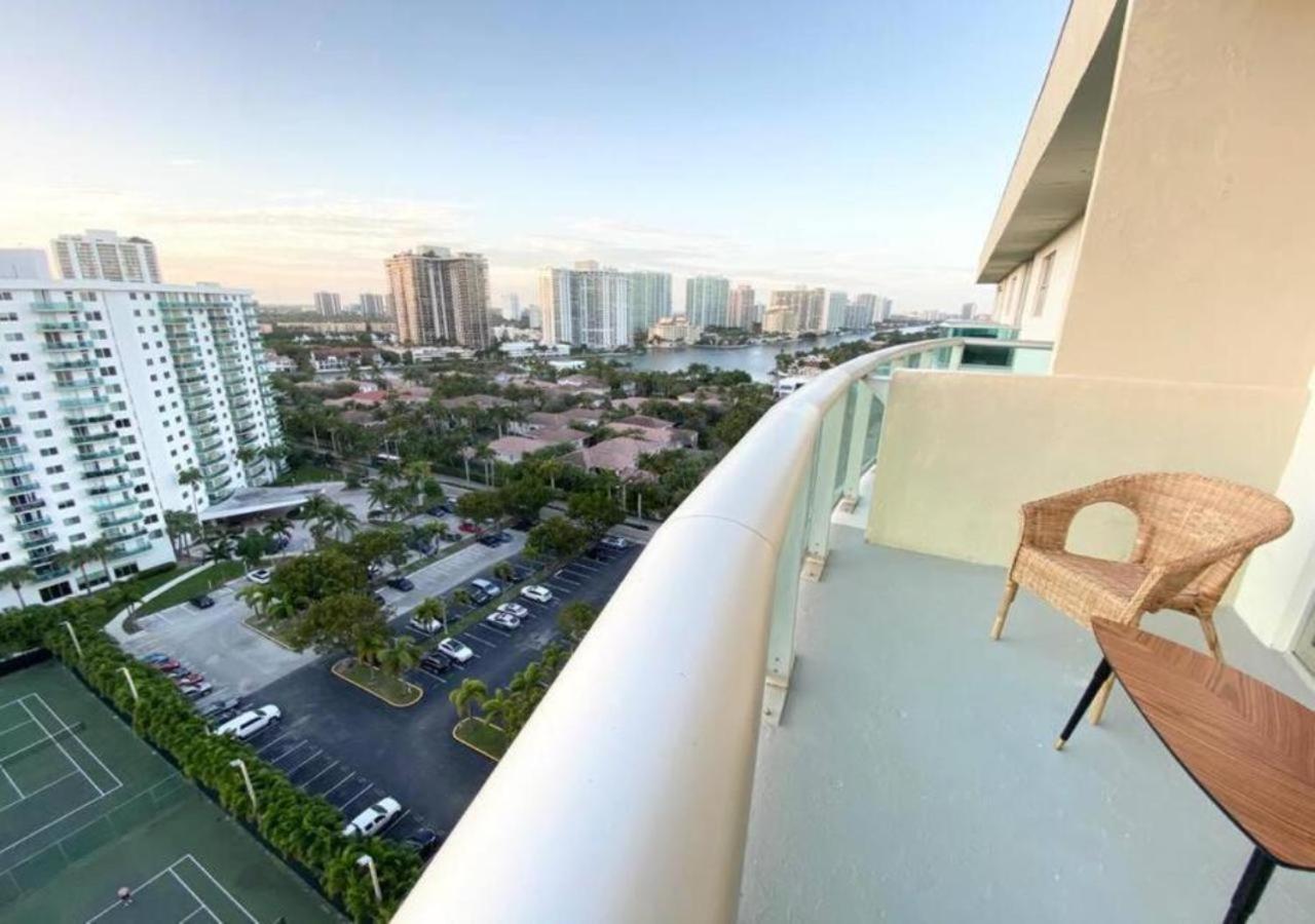 Сasa de vacaciones Zen Vacation Modern Penthouse Across Ocean Miami Beach